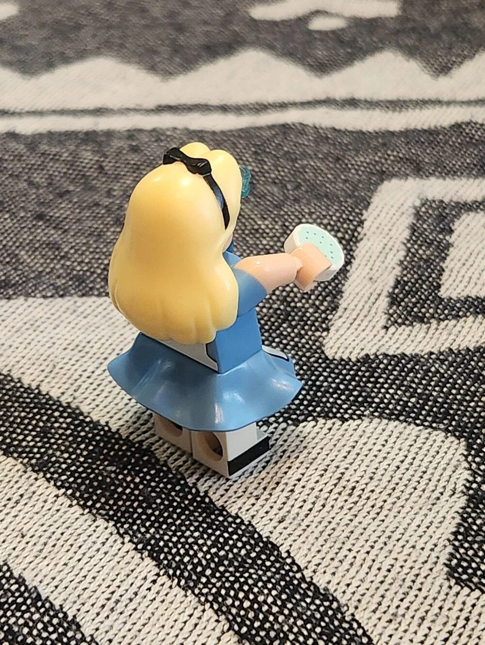 LEGO DISNEY Alice In Wonderland Series 1 Collectible Minifigures 71012